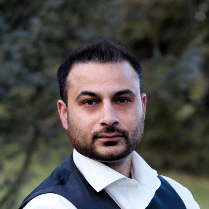 Abdul Mannan's headshot